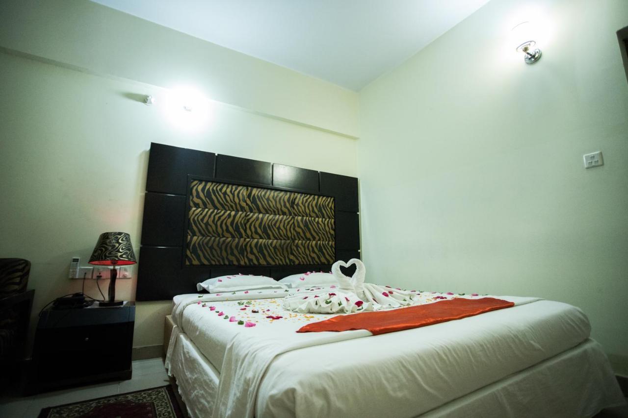 Hotel Mishuk Cox's Bazar Exterior photo