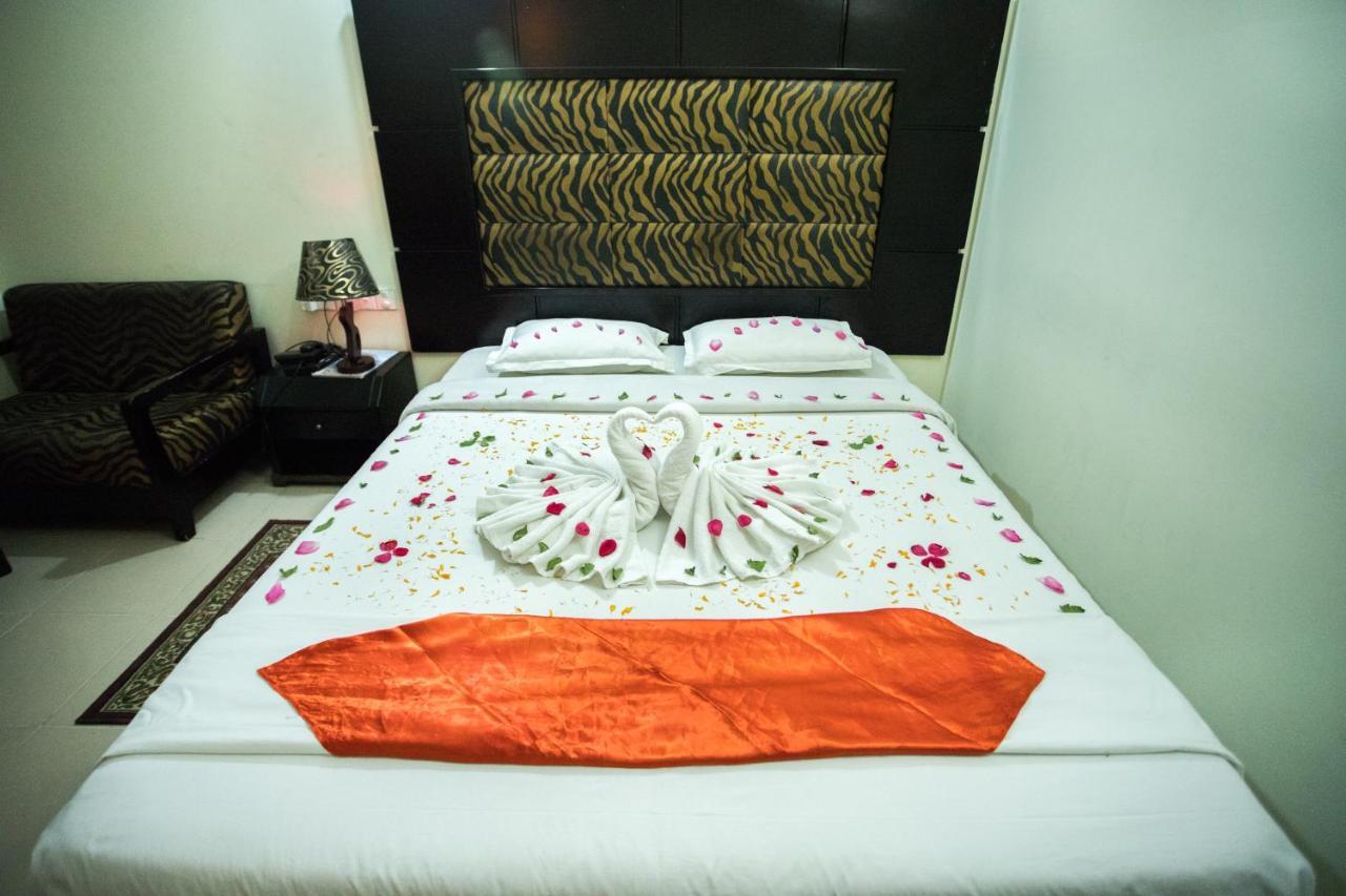 Hotel Mishuk Cox's Bazar Exterior photo
