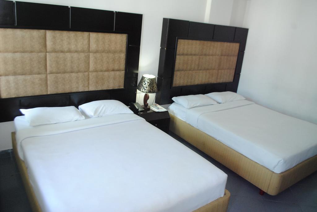Hotel Mishuk Cox's Bazar Room photo
