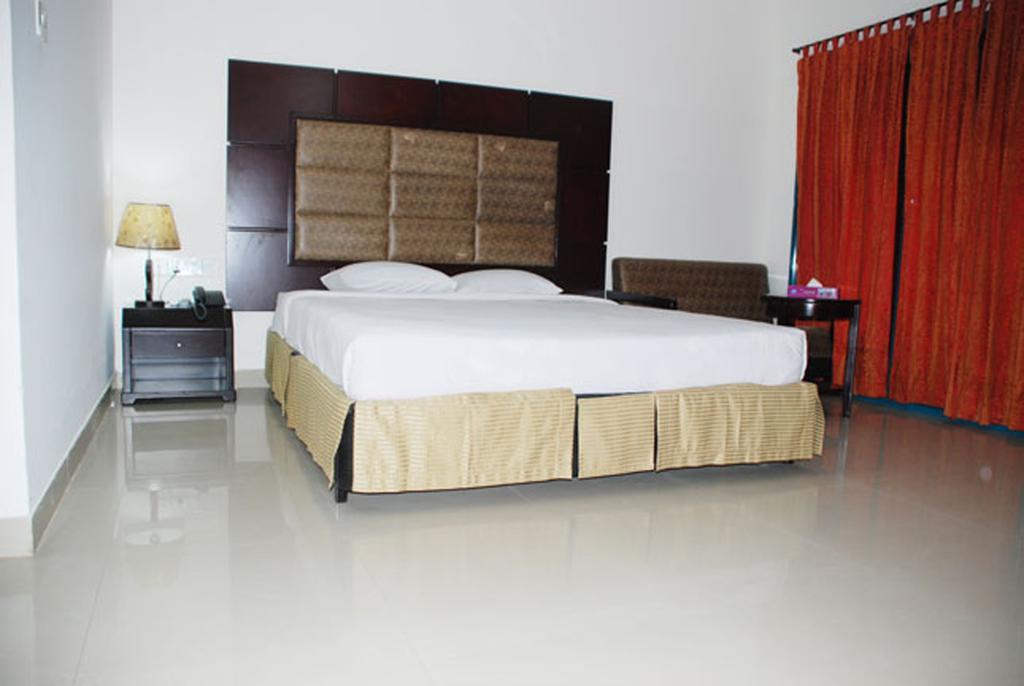 Hotel Mishuk Cox's Bazar Room photo
