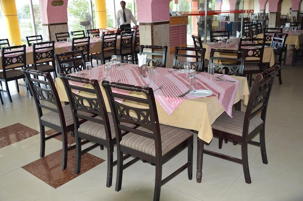 Hotel Mishuk Cox's Bazar Exterior photo