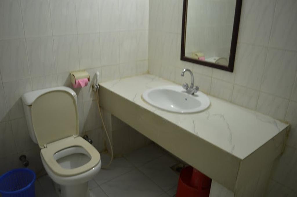 Hotel Mishuk Cox's Bazar Exterior photo