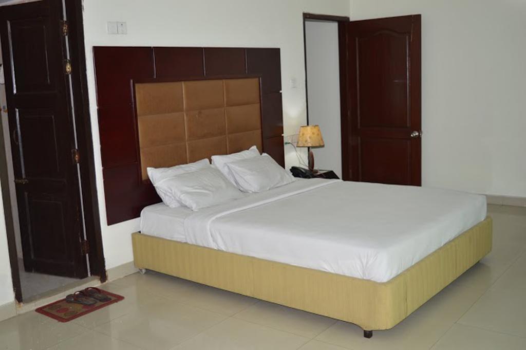 Hotel Mishuk Cox's Bazar Exterior photo